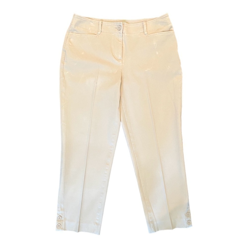 TALBOTS, WOMENS KHAKI CAPRIS. 2 FRONT POCKETS & 2 BACK POCKETS. SIZE 10